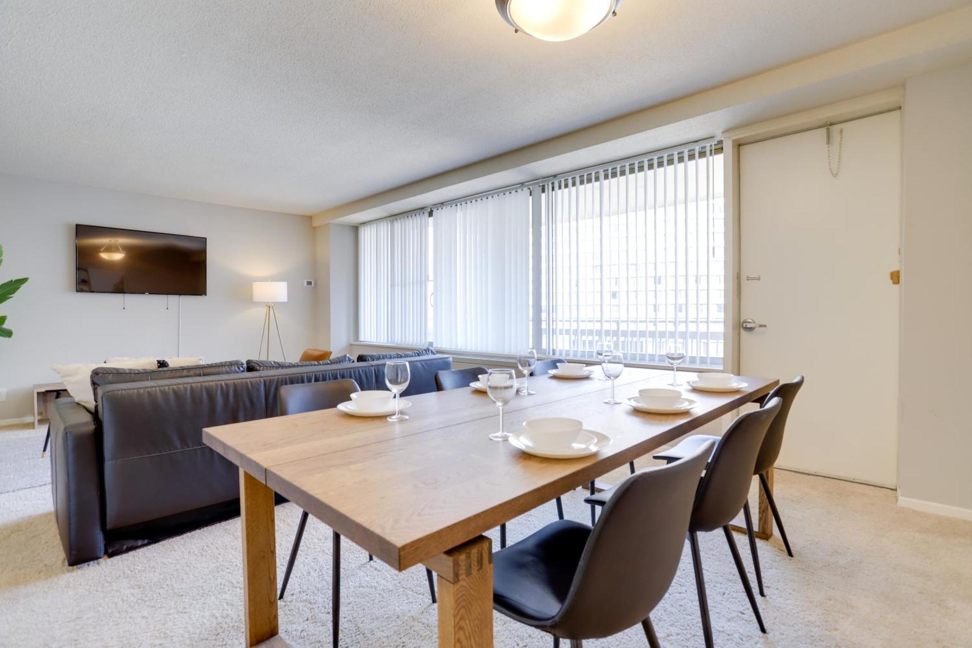 Beautiful 2Br Apartment At Crystal City With Gym Arlington Exteriör bild